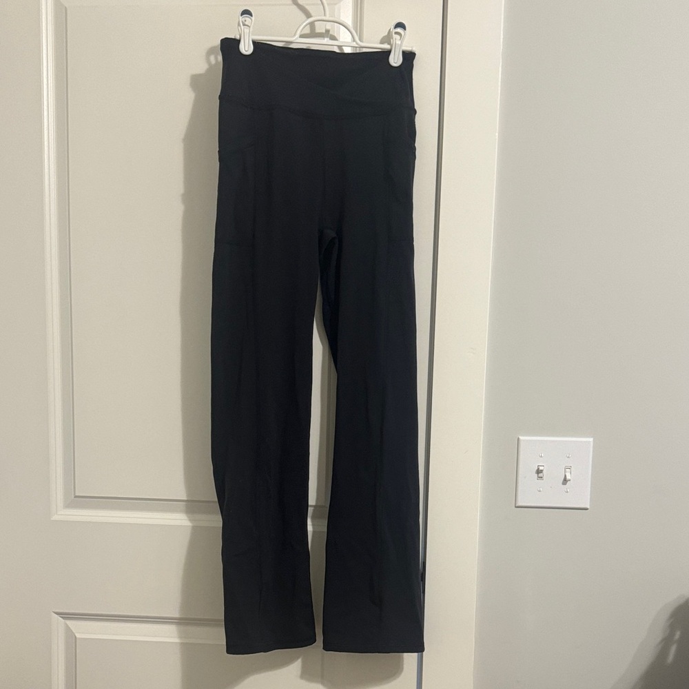 ALO Yoga Midnight Black wide legged Leggings